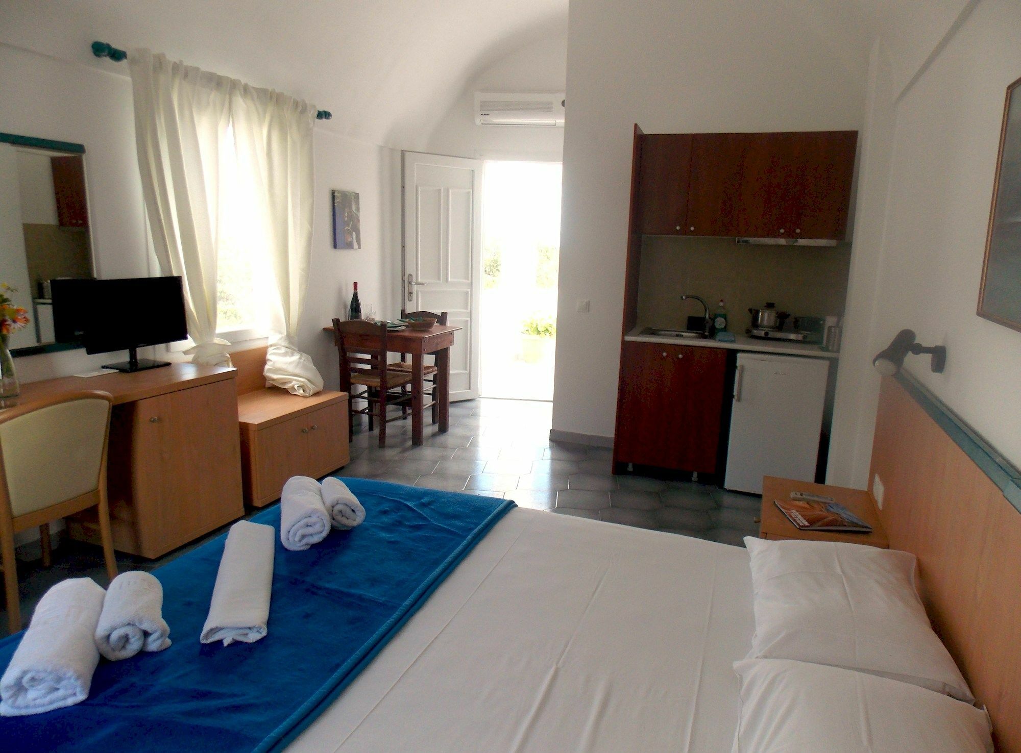 Sunrise Studios In Perissa Dış mekan fotoğraf